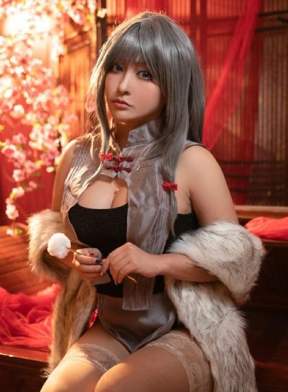 丰满老师爆乳潮喷喷汁美乳_720免费观看韩国
